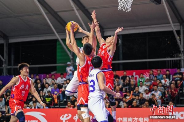 实倍网 （粤港澳全运会）广东队包揽十五运会群众比赛三人篮球项目冠军
